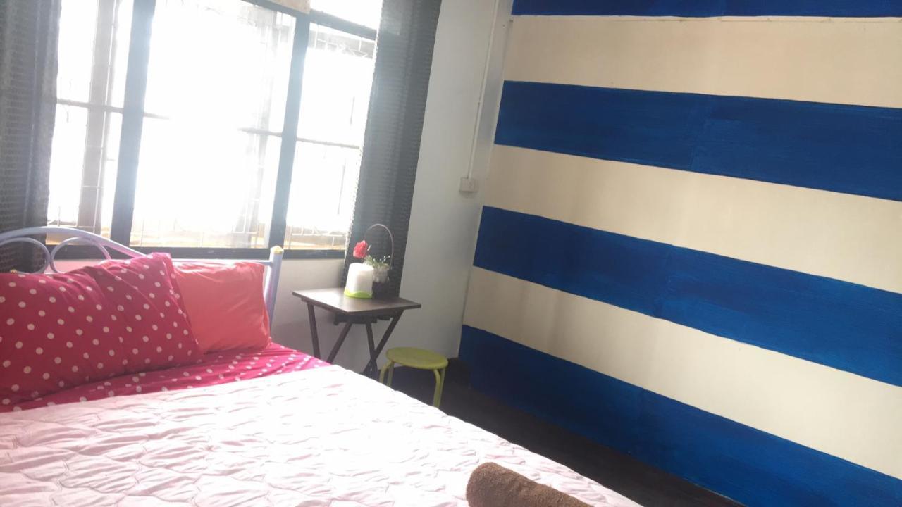 My Bed & Breakfast Чианграй Экстерьер фото